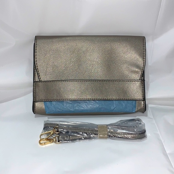 Summer & Rose Silver Clutch with Strap - Picture 1 of 7